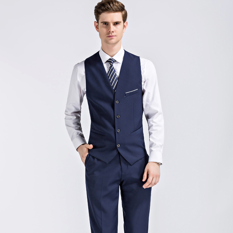 Traje traje de los hombres 2018 nuevo traje de tres piezas vestido de boda de los hombres boda dama de honor traje pequeño ajuste Delgado de los hombres