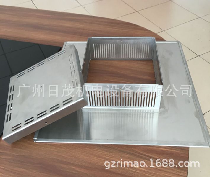 不锈钢钣金机箱来图来样做  非标盒子等钣金件 专业激光切割