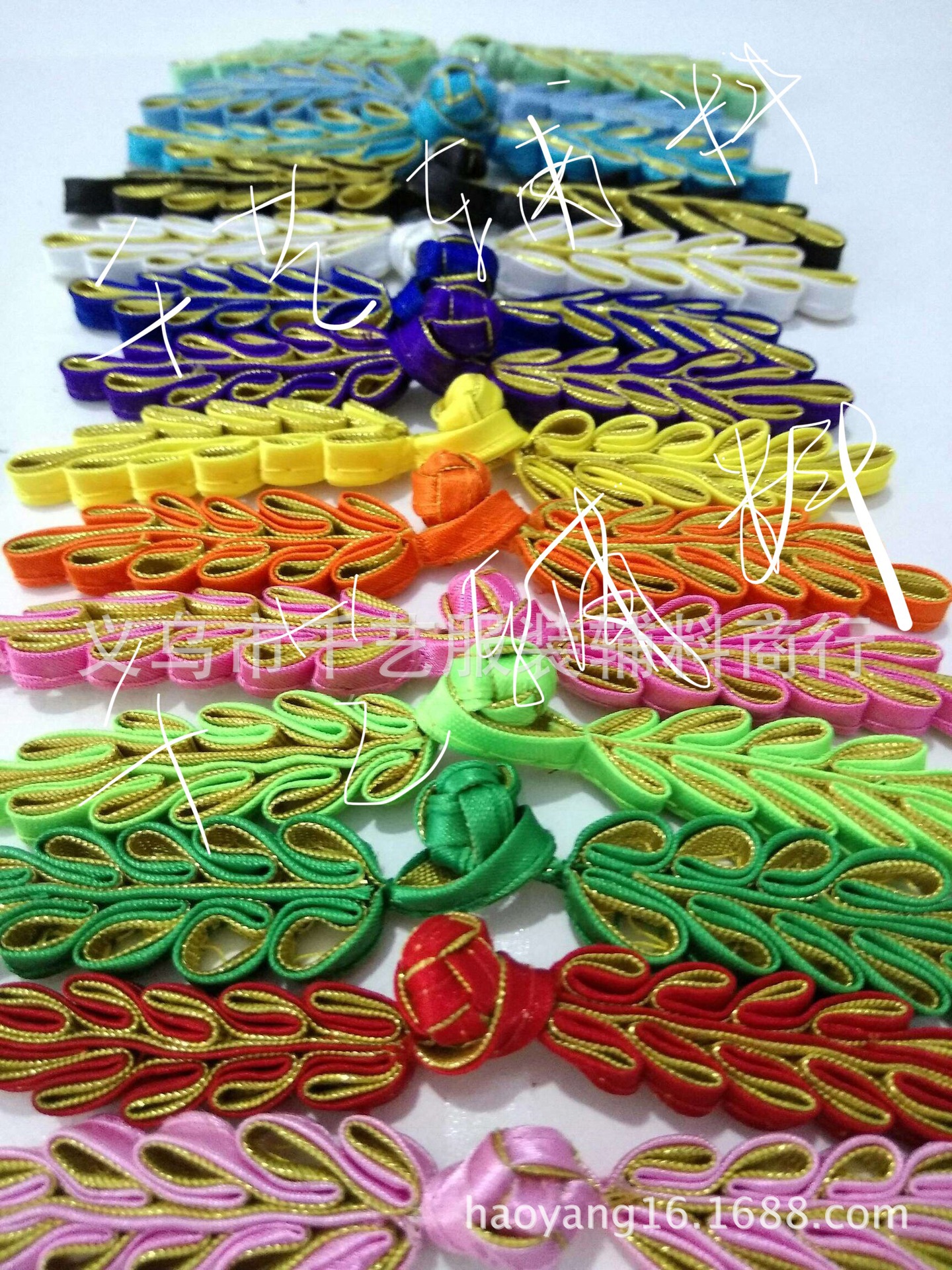 供应布盘扣,唐装纽扣,旗袍纽扣,布树叶扣(图)