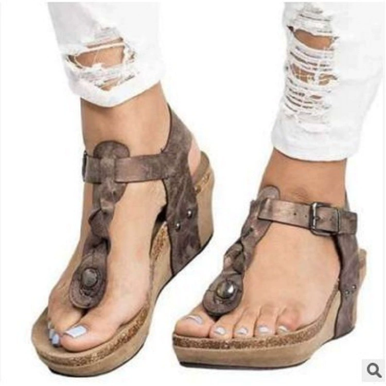 18 летние новые женские сандалии больших размеров на танкетке с толстой нижней пряжкой на высоком каблуке, Размер 40-43