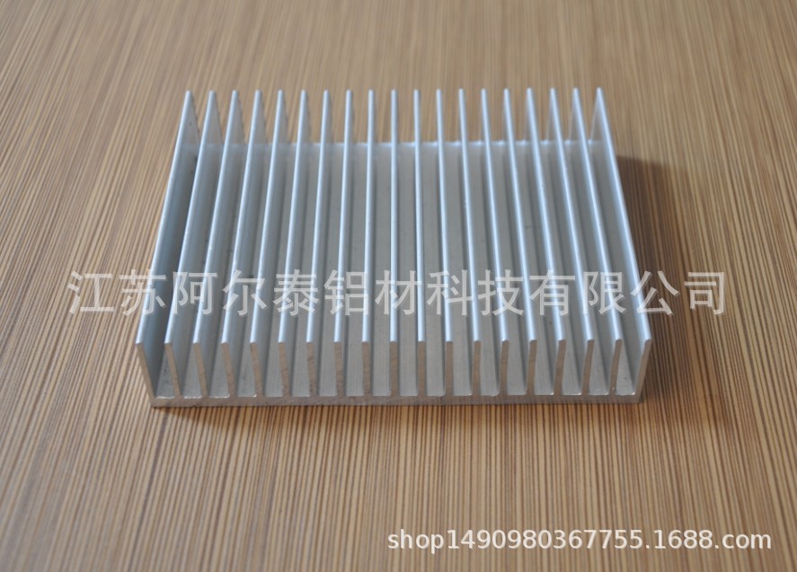 开模定制散热器铝型材 散热器精加工染色氧化