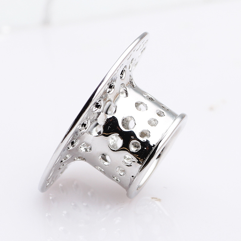Labret piercing jewelry detail image