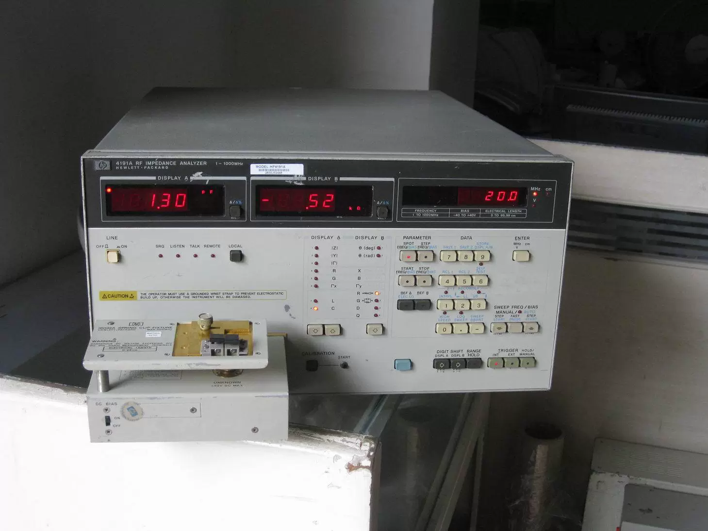 Анализатор импеданса HP4195A в обслуживании арендной платы и восстановлении запаса