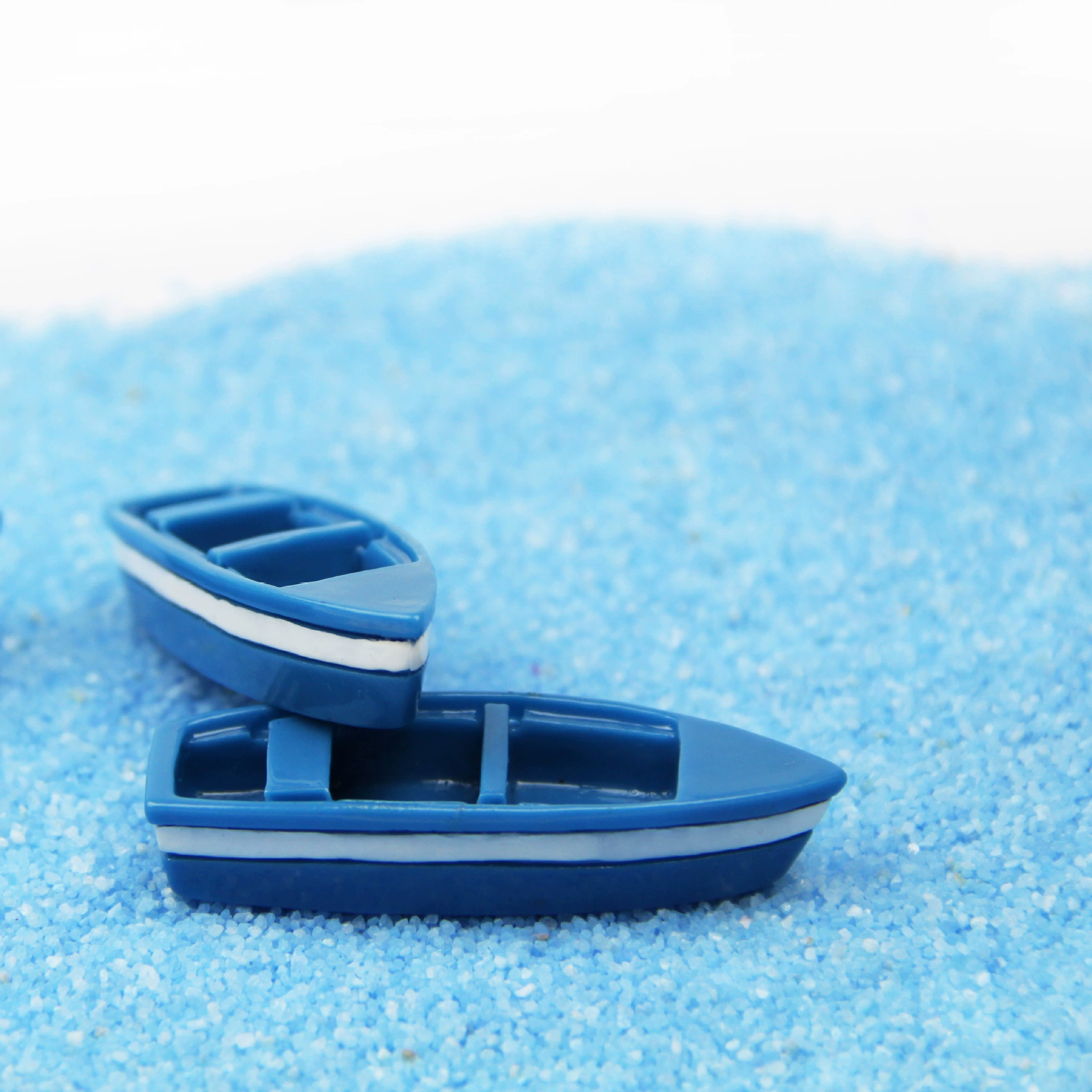 Микро пейзаж Смола маленькая синяя лодка Смола украшения прямые синие лодки мясные украшения оптом гребная лодка