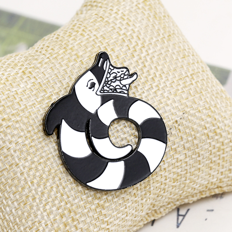 Fashion Snake Alloy Enamel Unisex Brooches display picture 3