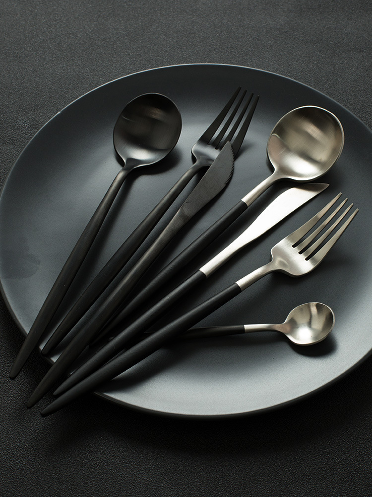Cuchillo y tenedor de estilo occidental traje de cuchara Cuchillo y tenedor de acero inoxidable 304 de metal