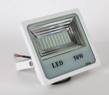 LED投光灯50w 100w 150w 200w 工程款质保2年