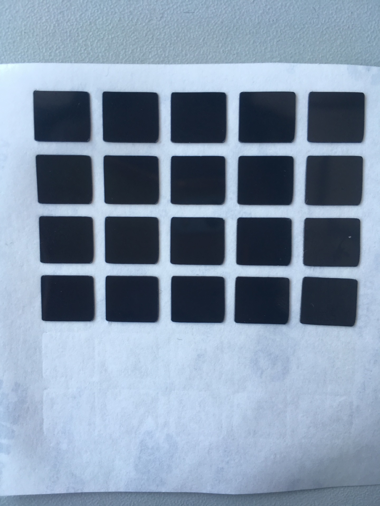 ��ɫĥɰ�����͸�����ȼ��Դ������PET��ԵƬģ��Ʒ�����������