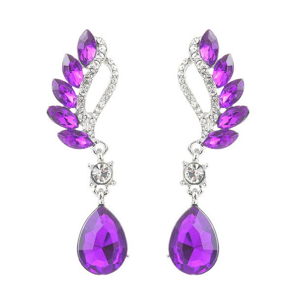 Elegant trend earrings drop-shaped