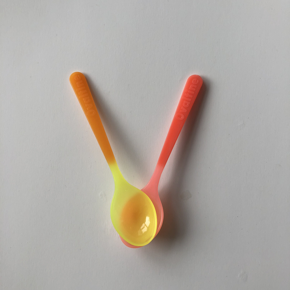 hot Color Change spoon 20.jpg