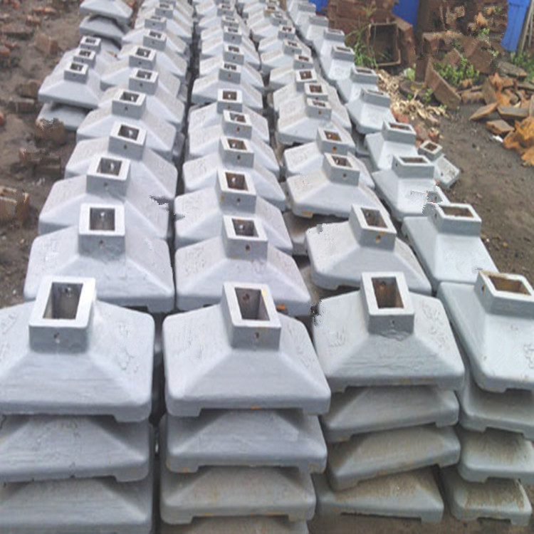 现货供应 交通护栏底座 道路铸铁护栏底座 马路墩 公路墩  隔离墩