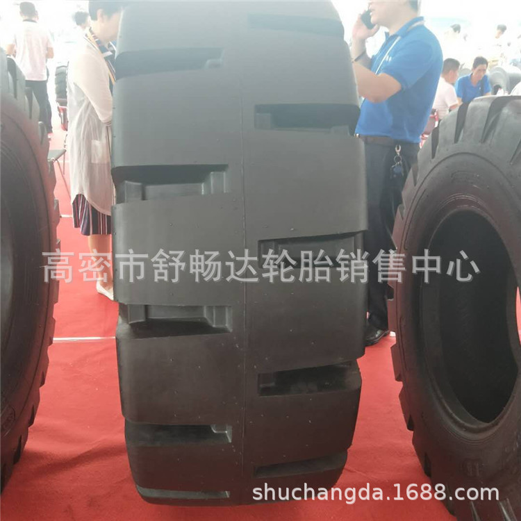 现货销售23.5R25 钢丝工程机械轮胎 装载机轮胎 加深花纹