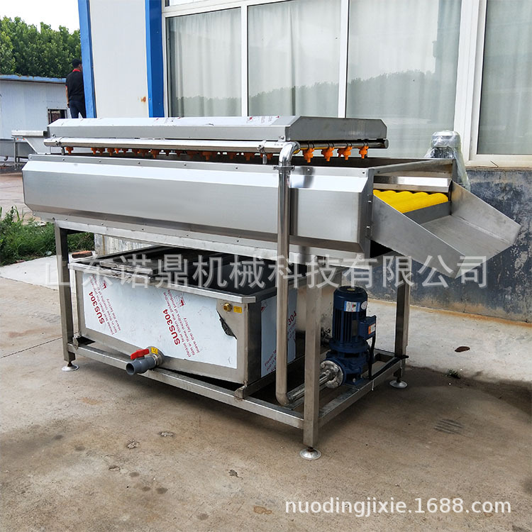 莲藕毛辊喷淋清洗机 毛刷去皮机 莲藕平行毛刷清洗机 生产厂家