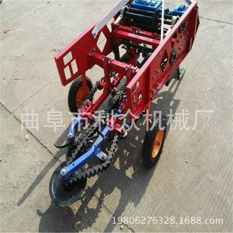 连云港 链条传动花生收获机 四轮带花生收获机