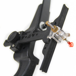 �������ο���׼�����{����׼�R������ķ���ֱ�������{�������c