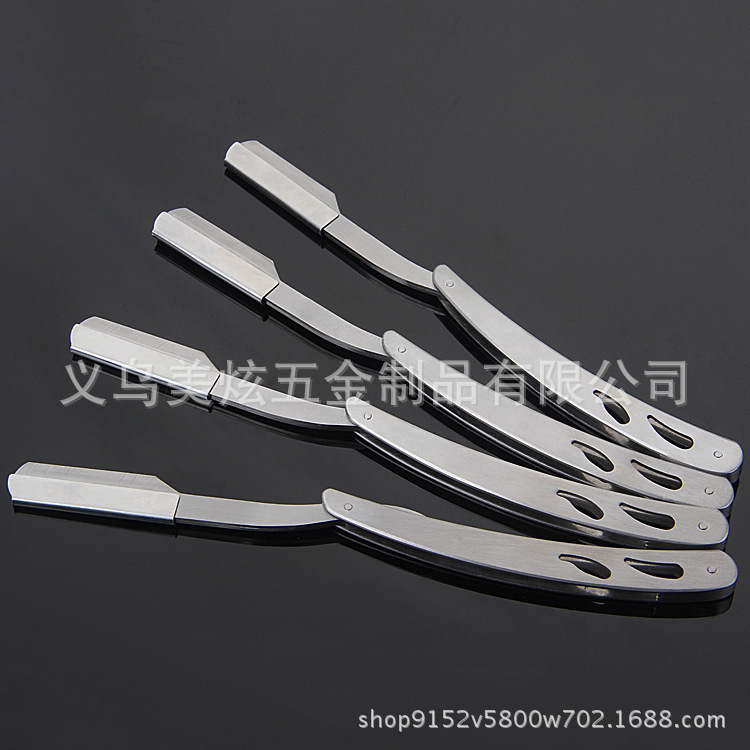 4047378229_1112463004