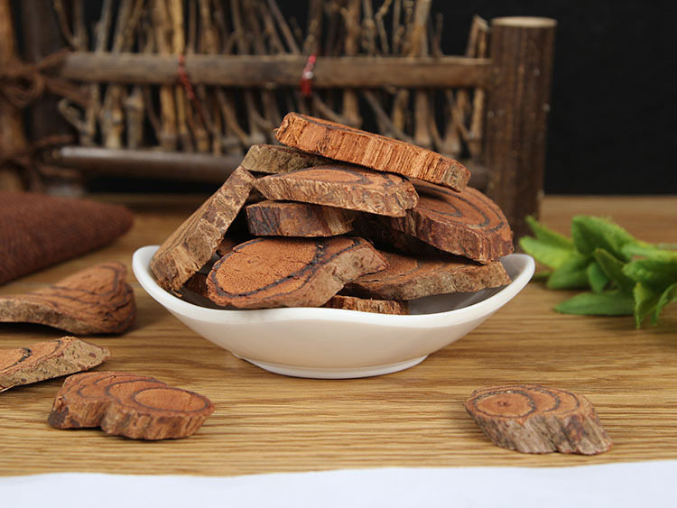 Ji Xue Teng Slices (Spatholobus suberectus) — Dried Blood-Vine Stem for Herbal Tea & Soup key features