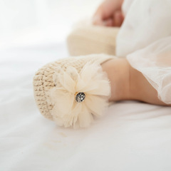 Korean-style baby girl princess lace soft-soled pre-walking sandals, handmade combed cotton summer toddler shoes with lace trim and sock-like design