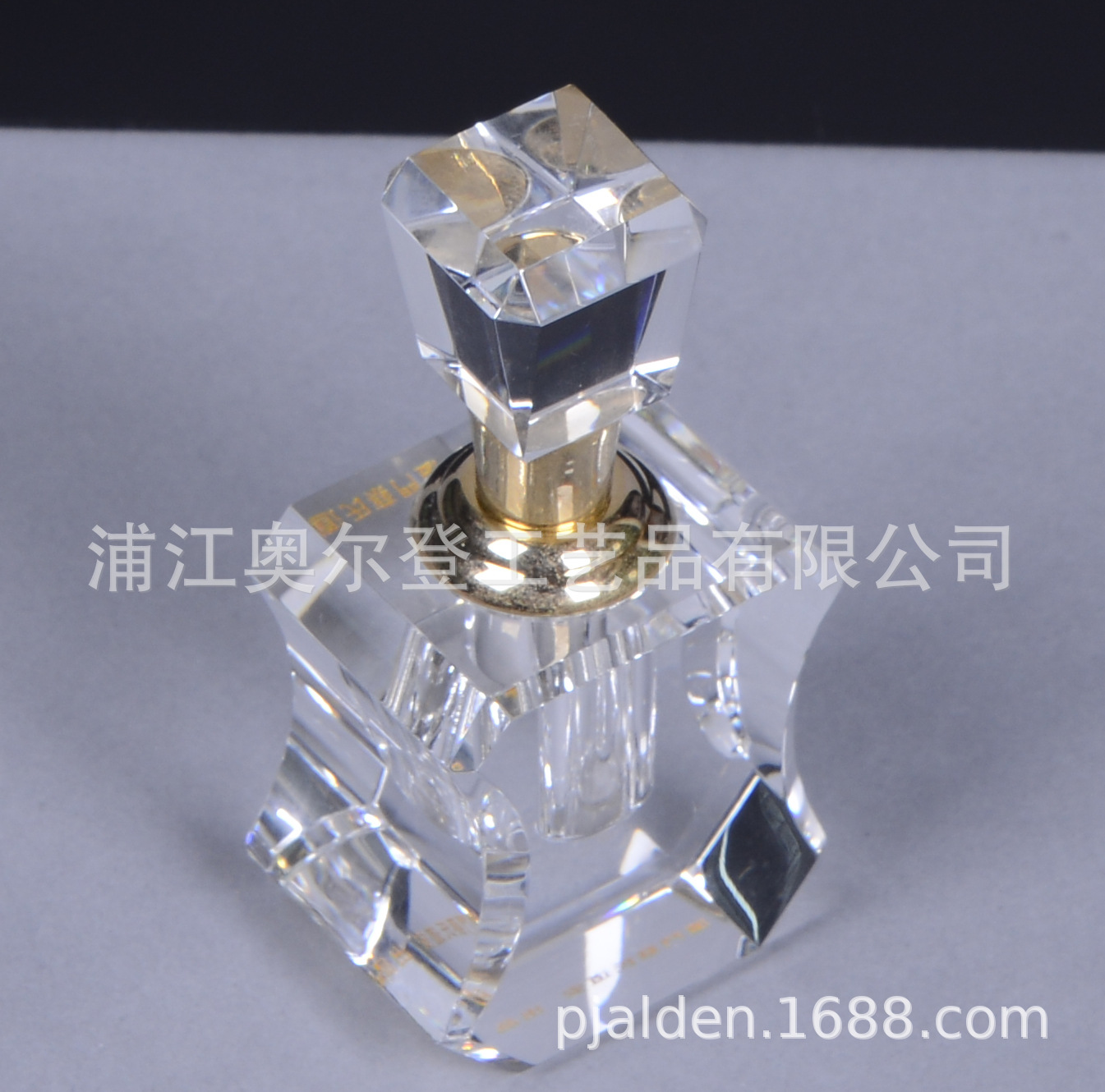 Glass lid essential oil wooden box, bird's nest packaging box, square piano lacquer density board packaging wooden box, custom-made detail image 4
