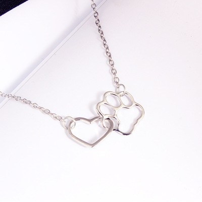 Pet Feet Dog Paw Peach Heart Pendant Necklace Cat Paw Love Necklace Wholesale