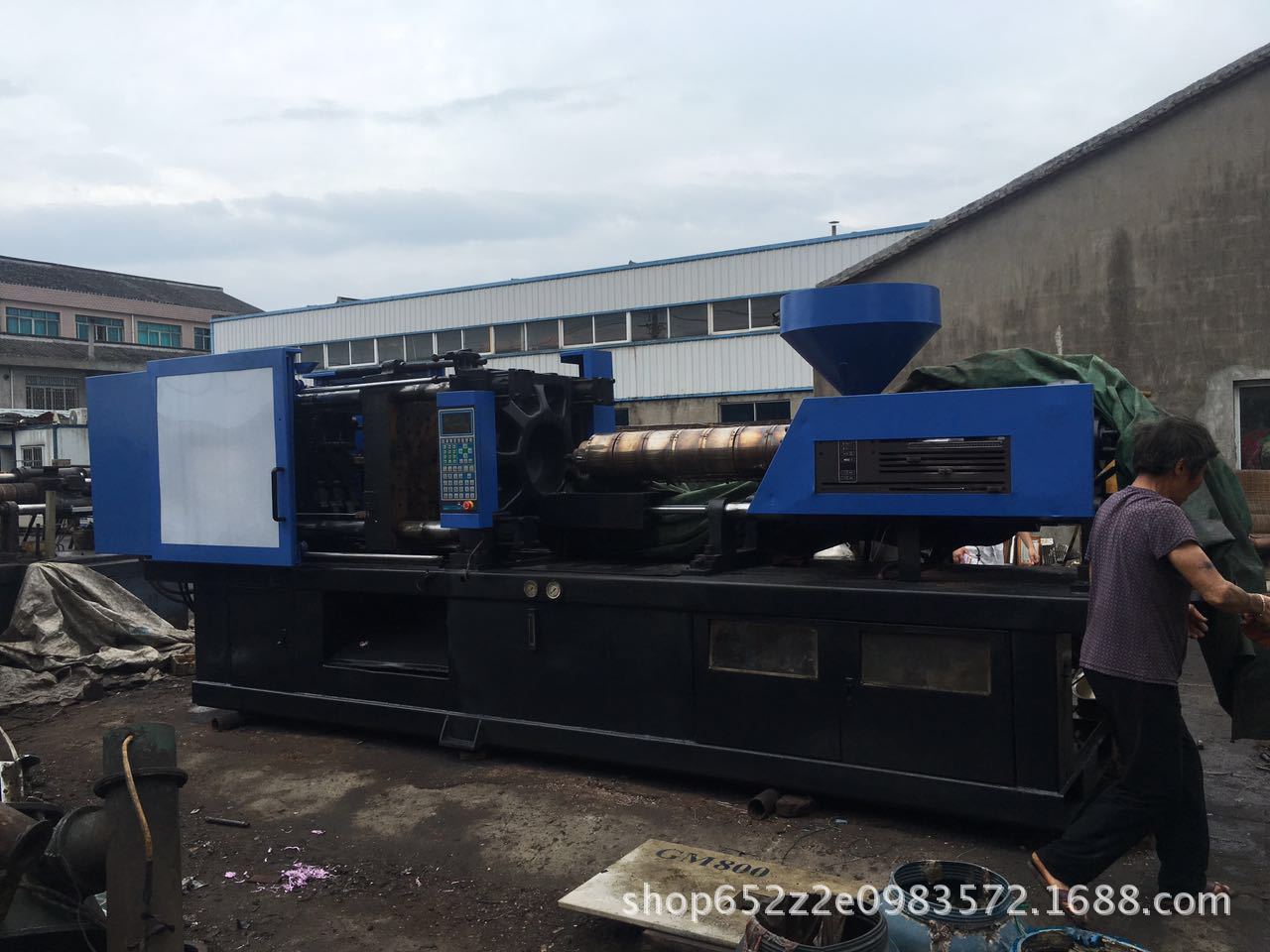 特价出售二手申达注塑机220T 卧式注塑机   机器保修一年