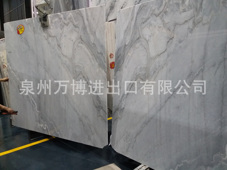 布鲁斯灰