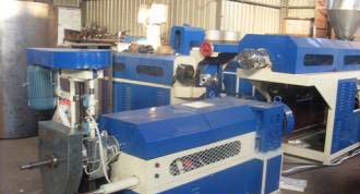 供应:柔性LED彩虹管挤出机