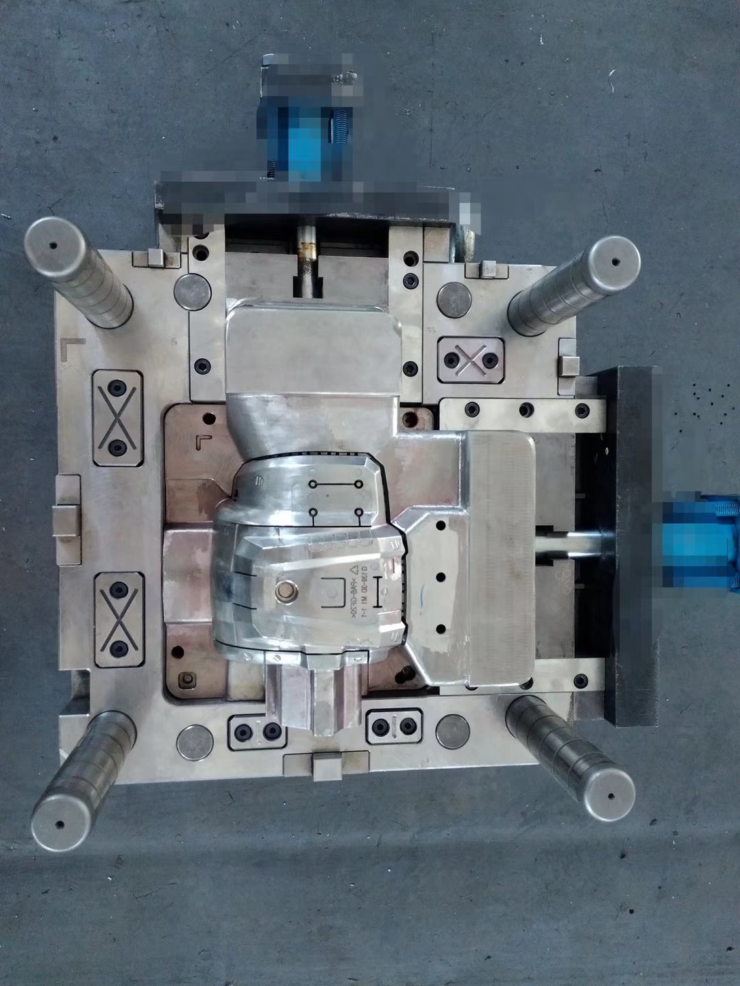 塑胶模具制作工的务工前景如何
