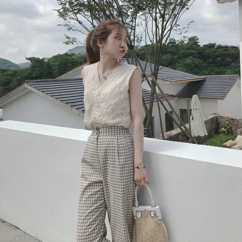 Costume femme en De la dentelle - Ref 3334316 Image 3