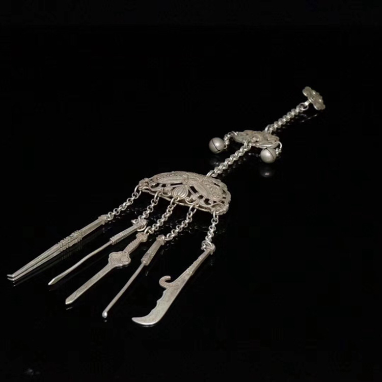 Antique collection old silver accessories handmade ethnic style rich auspicious five soldiers old silver vintage goods