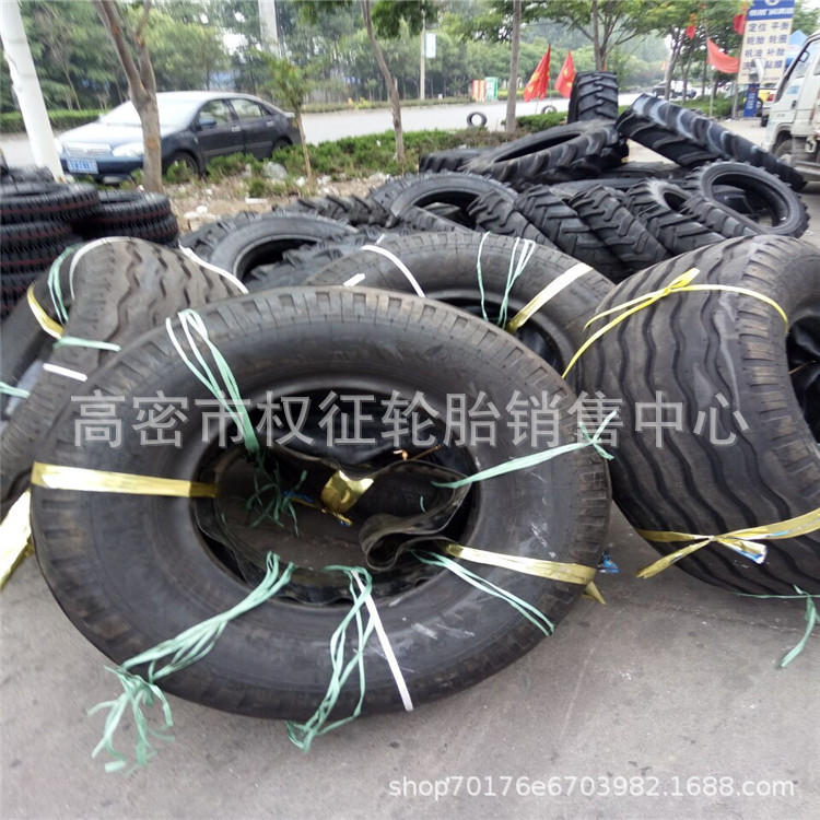 现货供应风神牌沙漠运输车18-20自卸车轮胎尼龙工程胎