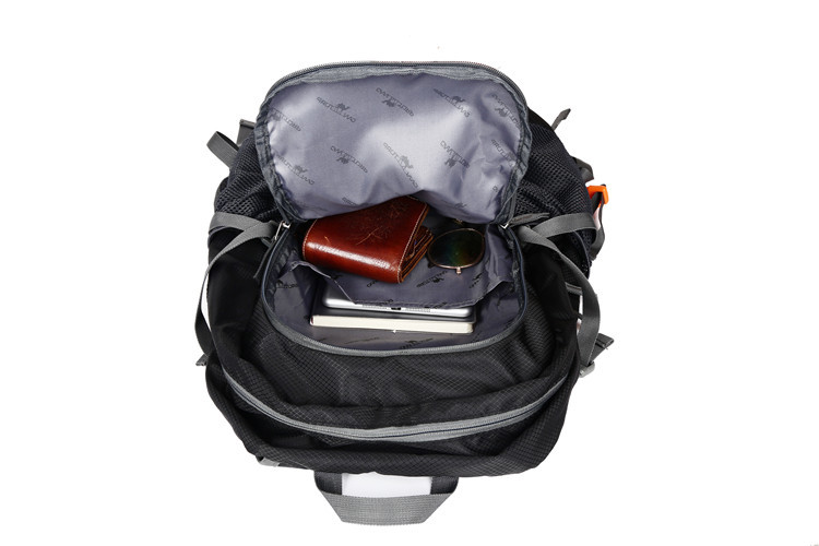 ActiveGo Foreign Trade Hot-Selling Camel Foldable Women, Ultra-Light Travel Outdoor Backpack For Men, Large Capacity Skin Bag 45L_voghion.com