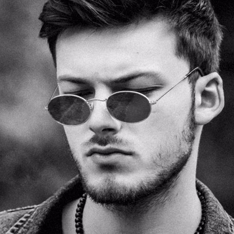 Trend fashionable sunglasses for men and women