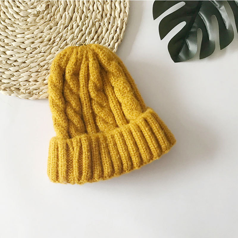 Korean Wild Outdoor Thickened Warm Solid Color Twist New Parent-child Woolen Hat display picture 9