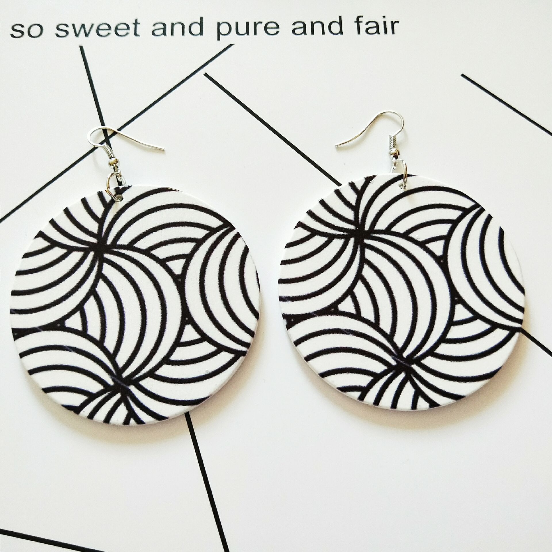 Retro Black And White Stripe Wooden Earrings display picture 5