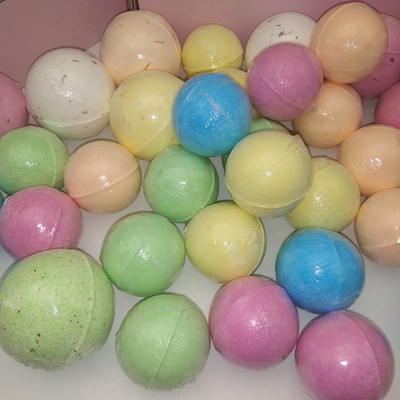 厂家一件代发 出口泡腾球气泡弹爆炸泡澡球泡脚足浴球沐浴盐球