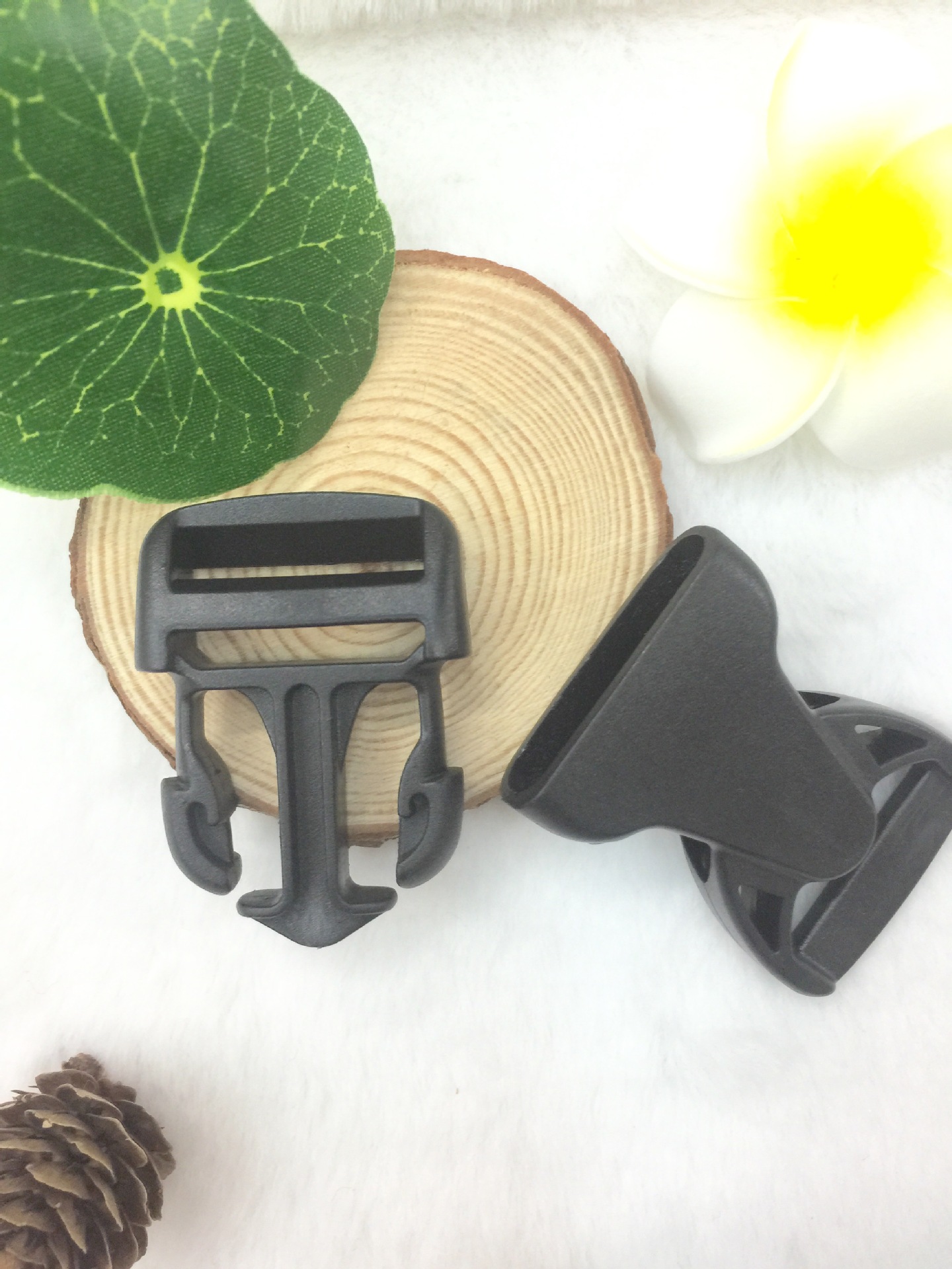 畅销月友生产供应龙虾 插扣 黑色现货供应 量大价优详情图13