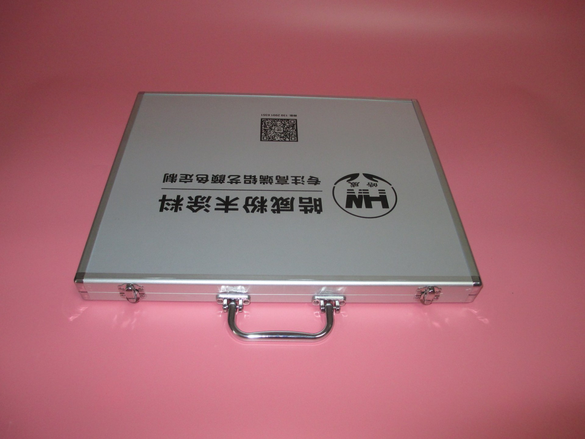 供应各种大小工具箱 配件箱  价格实惠