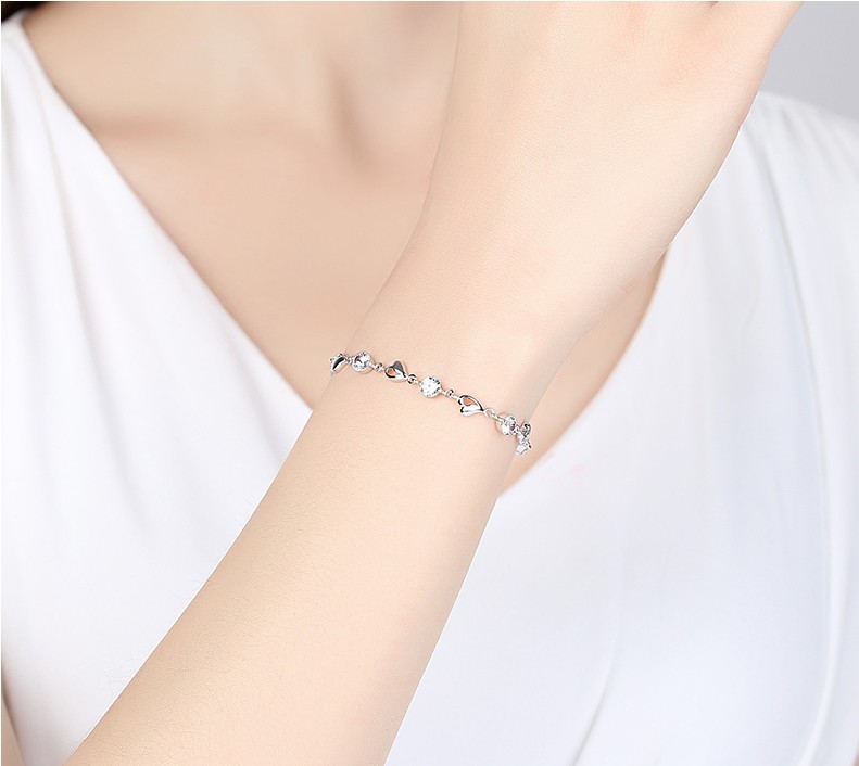 Alloy Silver Plated Sweet Heart Shape Plating Inlay Zircon Bracelets display picture 2