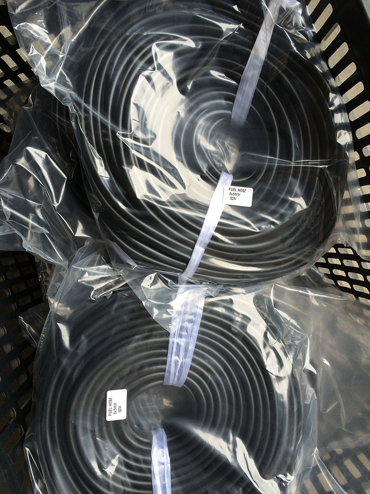 供应橡胶输油管 铁氟龙管 高压油管(图)耐油耐高温耐磨