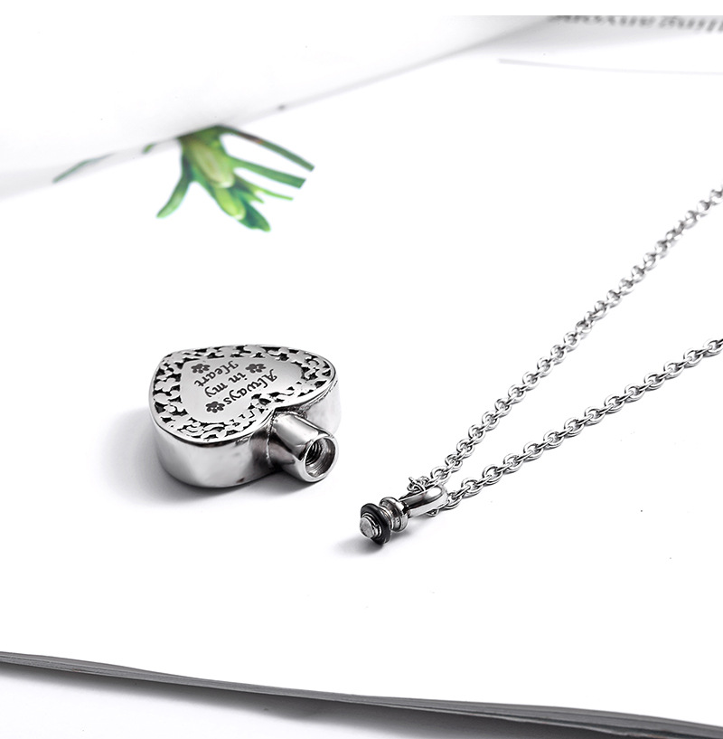 Real Gold Plated Plating Material Real Gold Plated Heart Shape 304 Stainless Steel Hip-Hop Retro Waterproof Non Tarnish Pendant Necklace