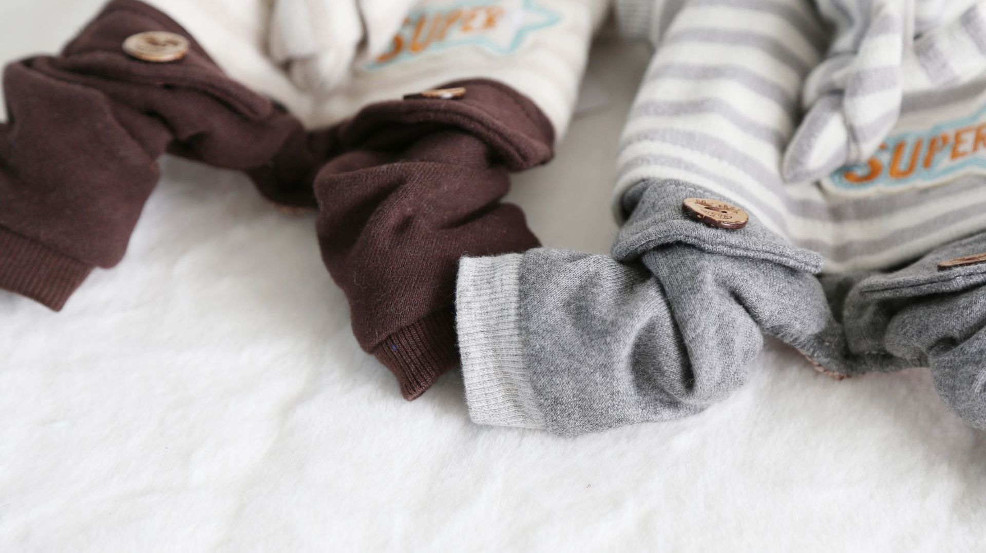 魔术帽条纹四脚衣