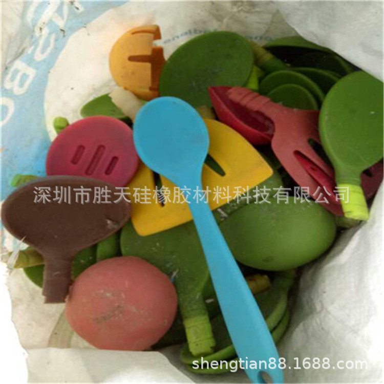 广东回收硅胶，广西回收硅胶，江西回收硅胶。硅胶废料回收