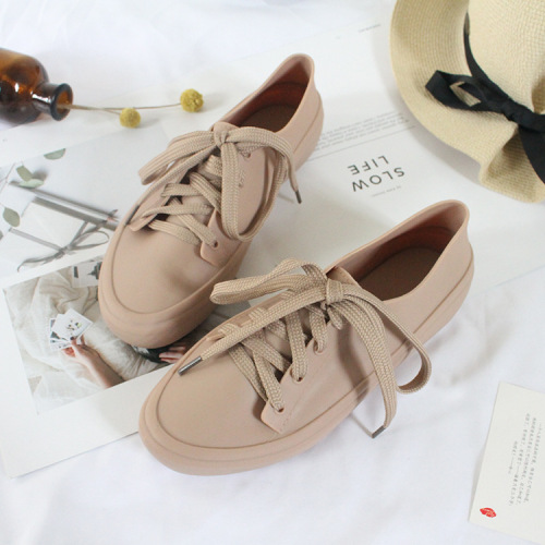 He Lisha Autumn New Casual White Sneakers for Women, Low-Top Solid-Color Lace-Up Rain Shoes—Perfect for Students to Wear Outdoors as Rain Boots