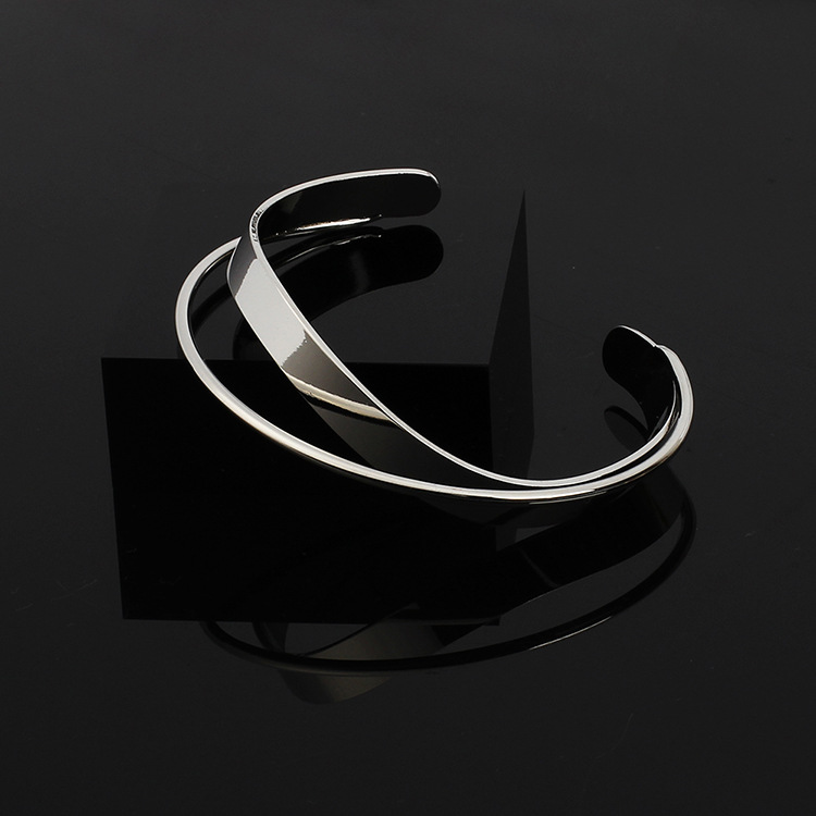 Best Seller in Europe and America Popular Ornament Open Geometric Variation Irregular Bracelet Women