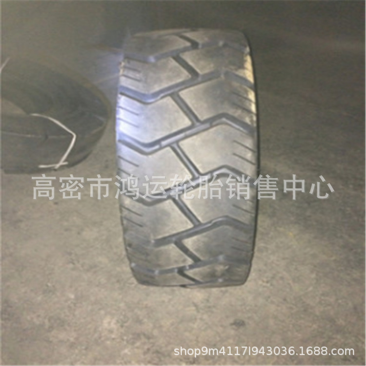 现货供应聚氨酯工程机械轮胎36x12.5-20充填型实心轮胎36*12.5-20