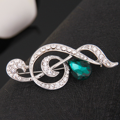 Elegant Women's High-End Brooch with Notes, Delicate Niche Design, Luxurious Chic Accessory for Sweaters, Coats, and Suits