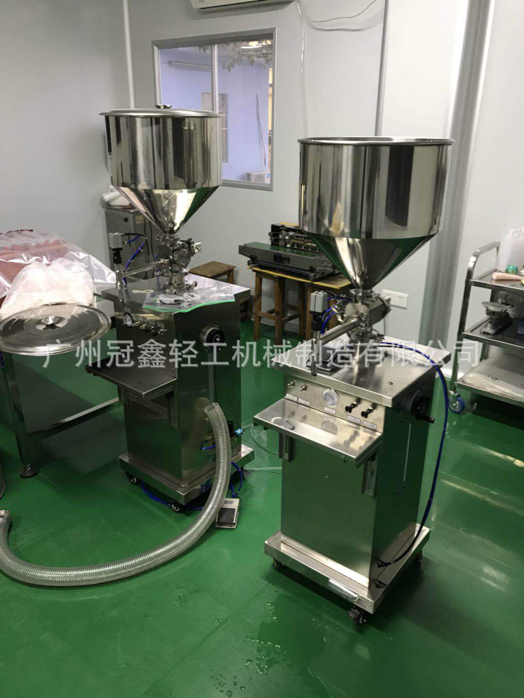 立式半自动膏体灌装机 膏状物料灌装机 粘稠料灌装机 酱料灌装机