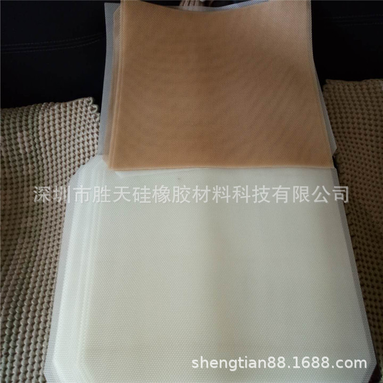 回收首饰复模硅胶，雕刻吊饰灌模硅胶收购，废液体成型模具硅