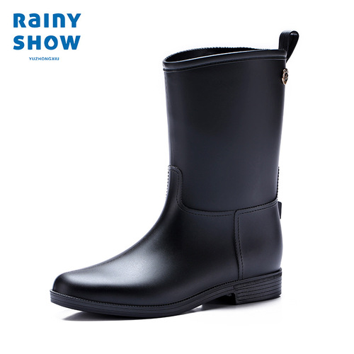 Rainy Day Fashion: European and American Style Simple Women's Rain Boots Mid-Calf Non-Slip Rain Shoes Wholesale Factory Direct Sales for Women